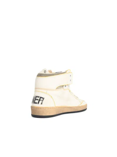 Golden Goose 'sky-star' White Nappa Leather Sneakers With 'taupe' Star In White