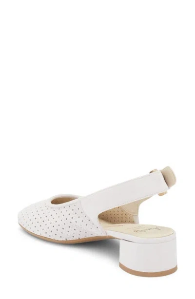 Amalfi By Rangoni Raphael Slingback Pump In Nude