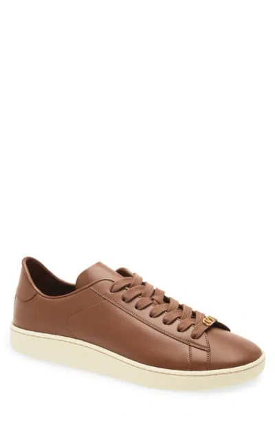 Valentino Garavani Royco Trainer In Nappa Calfskin In Tobacco