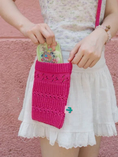 Lost Pattern Nyc "cactus" Crochet Crossbody Phone Bag In Pink