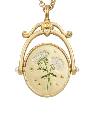 Fable England Q Initial Queen Annes Lace Gold Spinner Chain Necklace In Gold