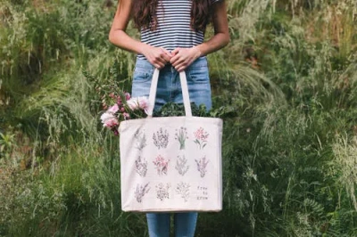The Tote Project Free To Grow | Tote In Brown