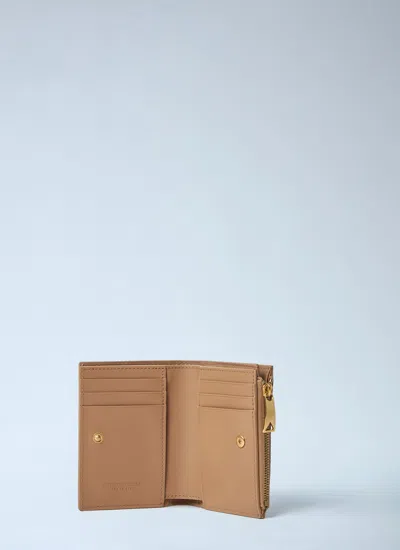 Bottega Veneta Women Small Bi-fold Intrecciato Wallet In Brown