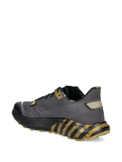 Dynafit Trail Graphic Striped Sneakers In Gray