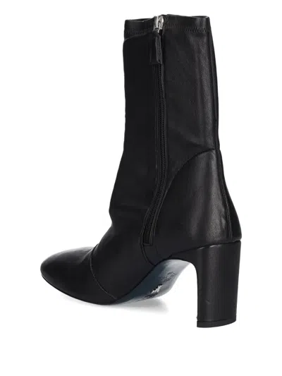 Patrizia Pepe Zip-fastening Round-toe Boots In Black