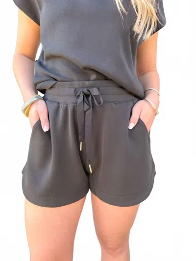 Mittoshop Scuba Sleek Shorts In Black In Black