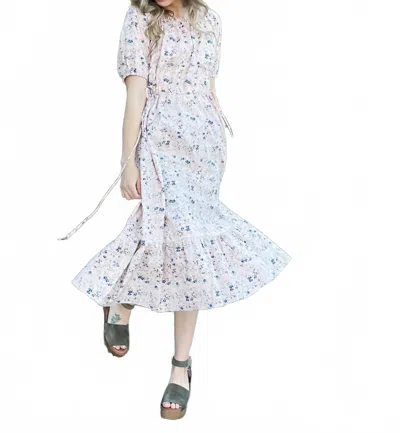 Calista Dionella Dress In Peach In White