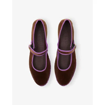 Flabelus Velvet Archer Mary Janes In Brown