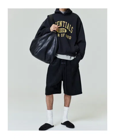 Essentials Classic Fleece Hoodie In Black