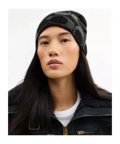 Coach Logo-patterned Beanie In Brown