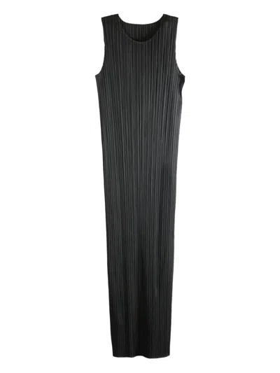 Issey Miyake Pleated Sleeveless Midi Dress In Black