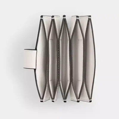 Coach Essential Multi Card Holder In White