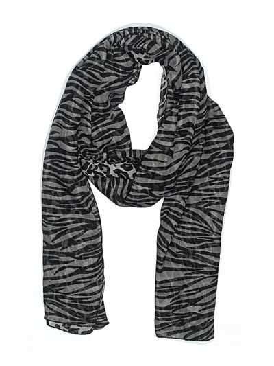 Pre-owned H&m Scarf In Black
