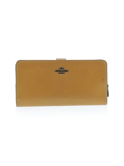 Pre-owned Coach Clutch In Yellow