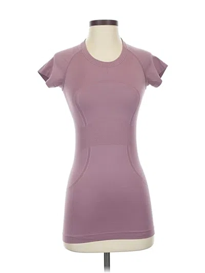 Pre-owned Lululemon Athletica Short Sleeve T-shirt In Pink