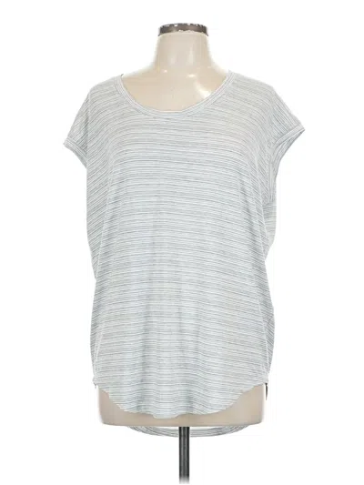 Pre-owned Athleta Sleeveless T-shirt In Gray