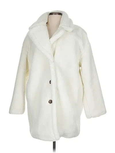 Pre-owned Gap Coat In White