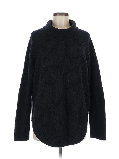 Pre-owned Vince Turtleneck Sweater In Black