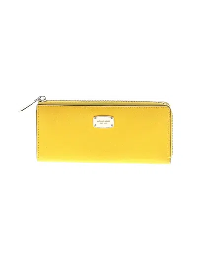 Pre-owned Michael Michael Kors Leather Wallet In Yellow