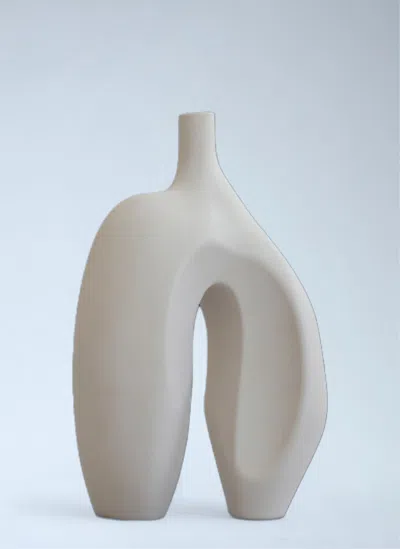101 Copenhagen Sculptural Ceramic Vase In Neutral