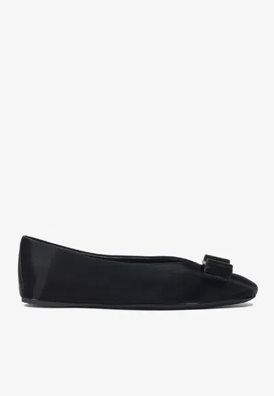 Ferragamo Black Calf Leather Bos Taurus Ballet Flats In Black