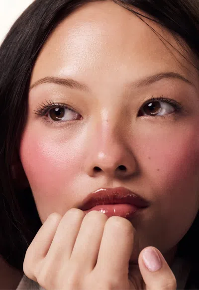 Rhode Pocket Blush Date Cake In Transparent