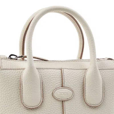 Tod's Zippered Shoulder Bag In White