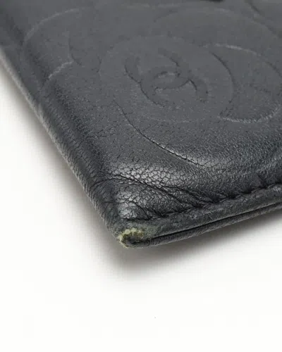 Pre-owned Chanel Camellia Card Holder In Black