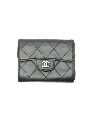 Pre-owned Chanel Classic Flap Card Holder In Black