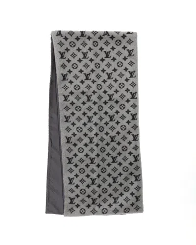 Pre-owned Louis Vuitton Monogram Scarf In Gray