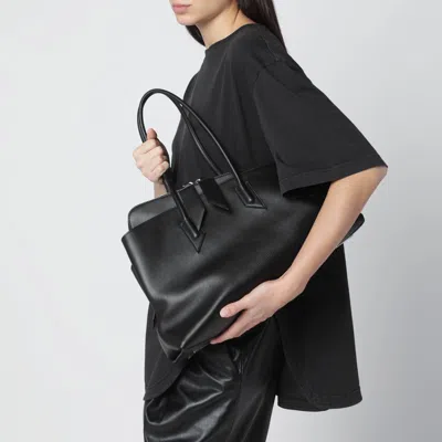 Attico La Passeggiata Medium Black Bag In Black