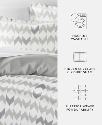 Ienjoy Home Utra Soft Reversible 3-pc. Duvet Cover Set, King/california King In Multi