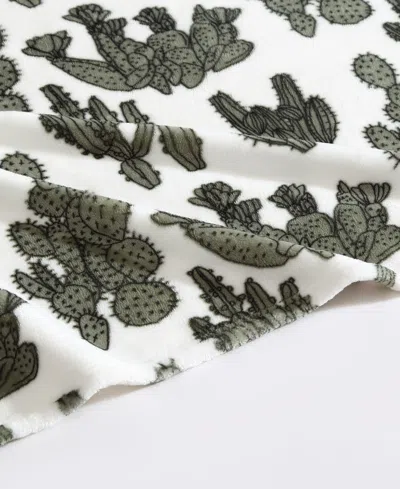 Wrangler Printed Ultra Soft Plush Fleece Throw, 50" X 70" In Multi