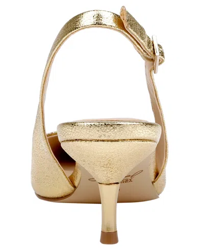 Jewel Badgley Mischka Women's Ilana Pumps In Gold