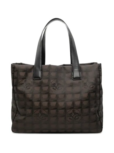 Pre-owned Chanel 2005-2006 New Travel Line Nylon Tote Bag In Brown