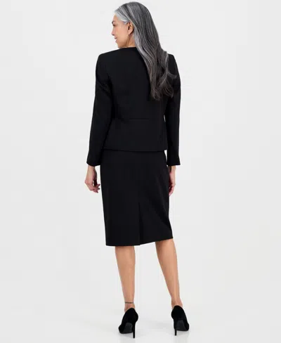 Le Suit Women's Collarless Zip-front Skirt Suit In Black