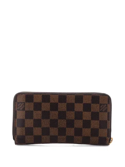 Pre-owned Louis Vuitton Zippy Wallet Damier Small Wallets In Brown