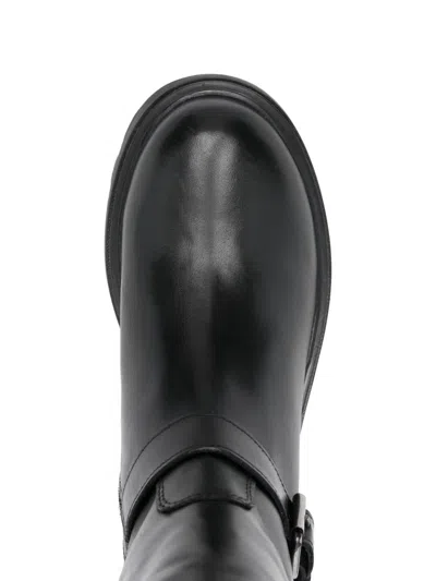 Keys Buckle Strap Boots In Black