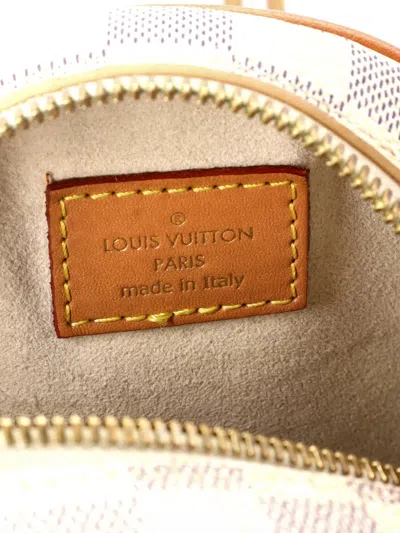 Pre-owned Louis Vuitton Boite Chapeau Souple Bag Damier Pm Crossbody Bag In White