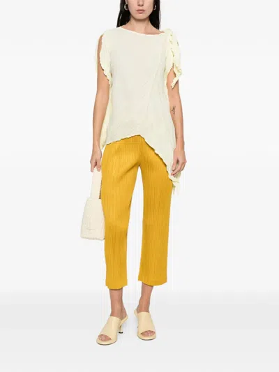 Issey Miyake Pleated Straight Trousers In Yellow