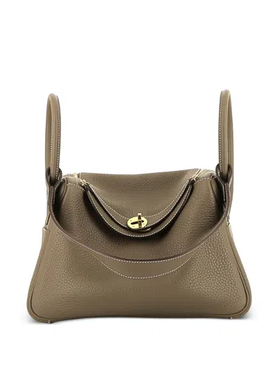 Pre-owned Hermes 2021 Lindy 26 Double-handle Handbag In Brown