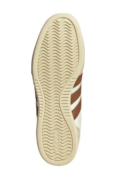 Adidas Originals Adidas Barreda Lo Sneaker In Neutral