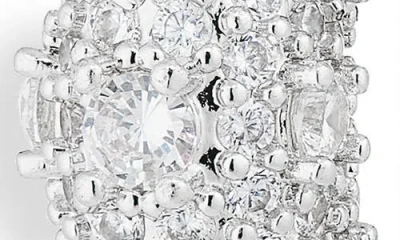 Cara Small Chunky Hoop Earrings In Metallic