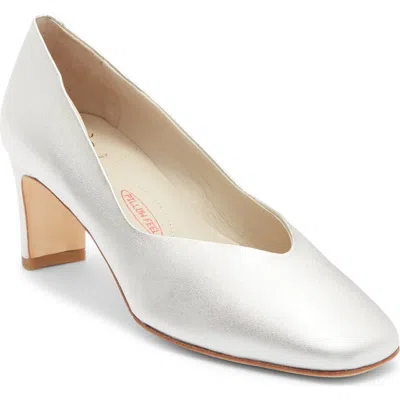 Amalfi By Rangoni Scilla Pump In Silver