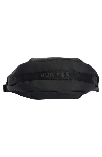 Hunter Essential Crossbody Bag In Black