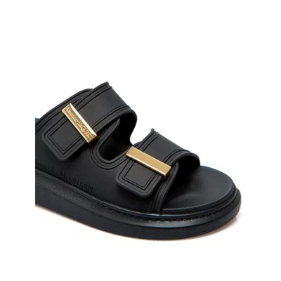 Alexander Mcqueen Hybrid Flatform Sandals In Animal Print