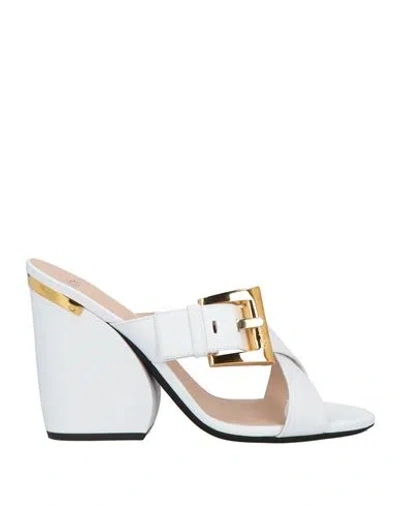 N°21 Woman Sandals White Size 8 Leather In White