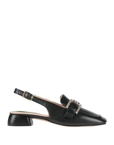 Bervicato Woman Pumps Black Size 7 Leather In Black