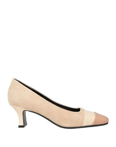 Luciano Barachini Woman Pumps Beige Size 8 Leather In Neutral