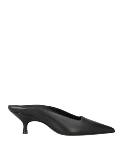 Gia Borghini Woman Mules & Clogs Black Size 8 Leather In Black